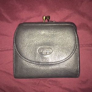 Fossil leather black clasp wallet